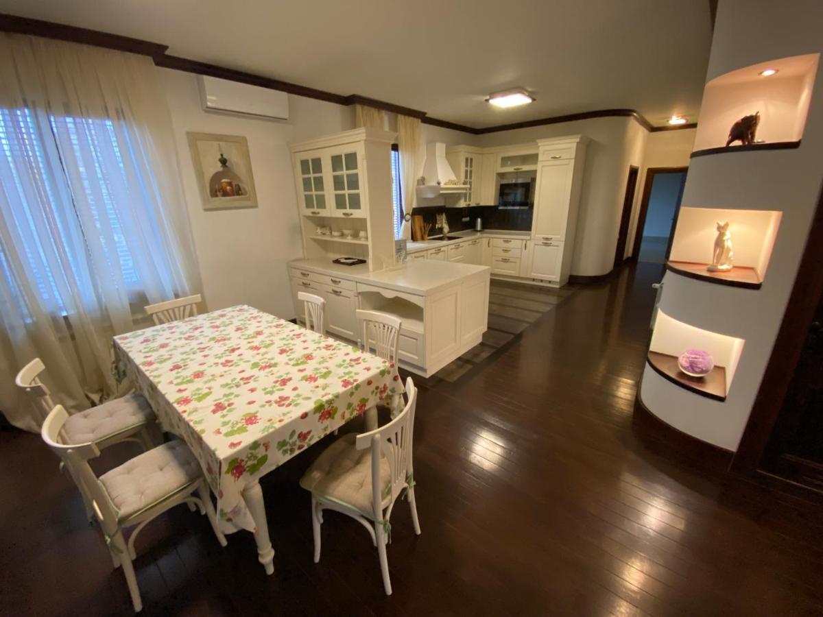 Pieno Piano Hotel Rivne Bagian luar foto