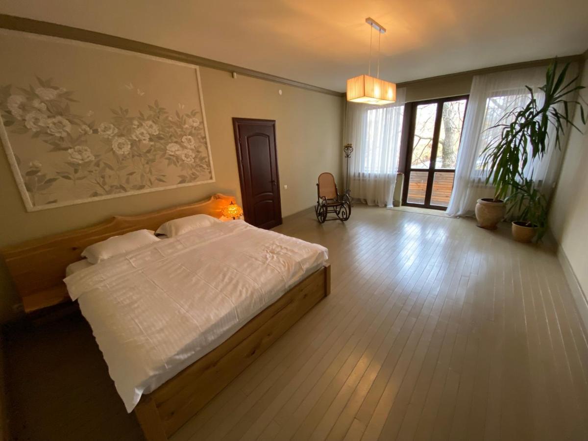 Pieno Piano Hotel Rivne Bagian luar foto