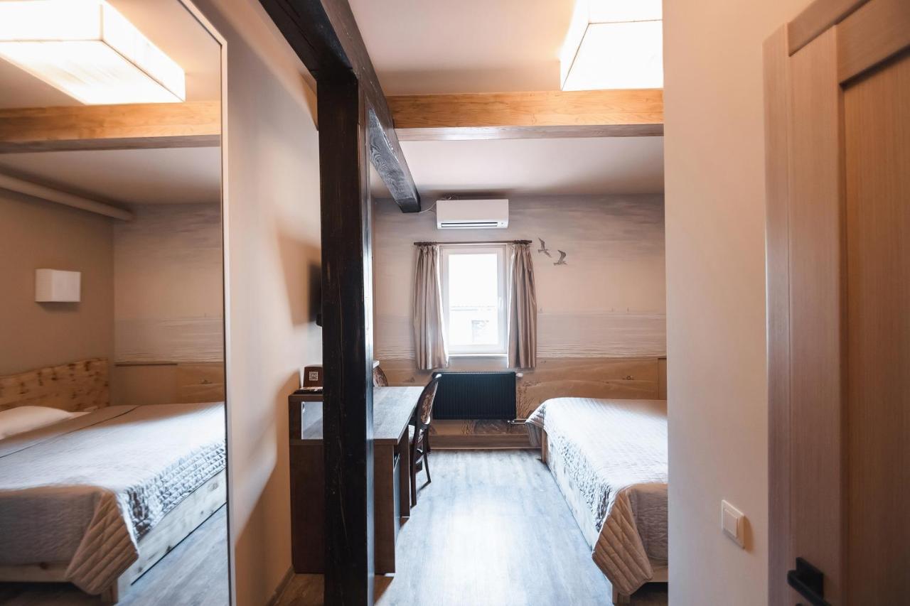 Pieno Piano Hotel Rivne Bagian luar foto