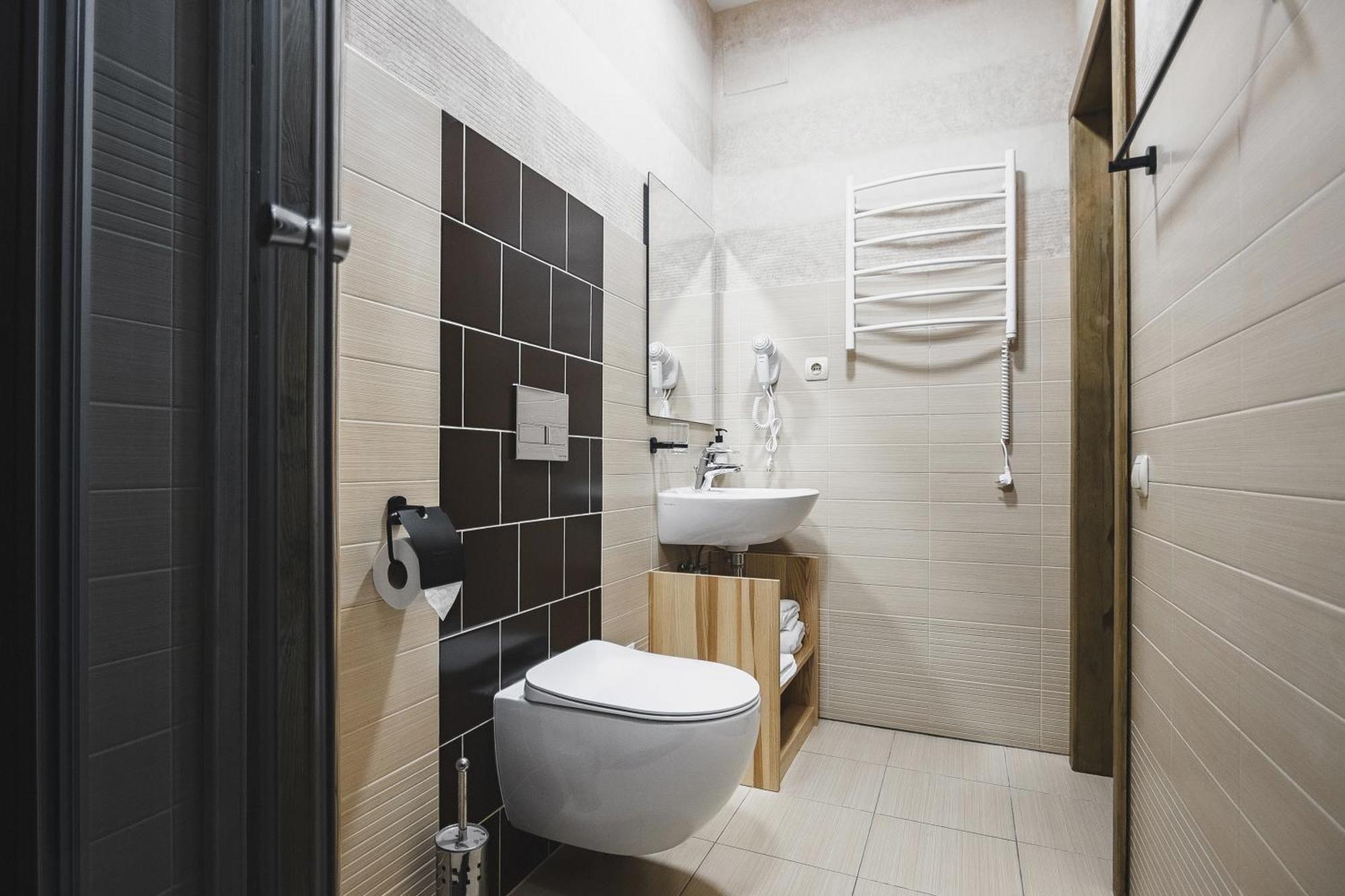 Pieno Piano Hotel Rivne Bagian luar foto